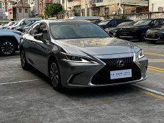 Lexus ES 300h Edition - ფოტო 3