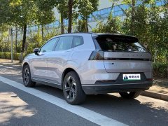 Volvo XC70 Plug-in Hybrid 2026 AWD Extended Range Core - ფოტო 10