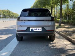 Volvo XC70 Plug-in Hybrid 2026 AWD Extended Range Core - ფოტო 9