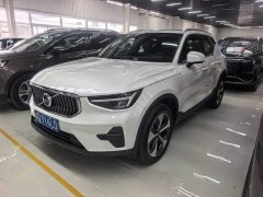 Volvo XC40 2024 B4 AWD Smart Remote Luxury Edition - ფოტო 1