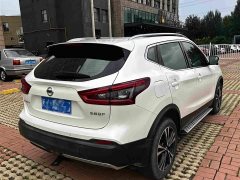 Nissan Qashqai 2.0L CVT XV Premium Luxury - ფოტო 13