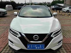 Nissan Qashqai 2.0L CVT XV Premium Luxury - ფოტო 2