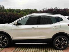 Nissan Qashqai 2.0L CVT XV Premium Luxury - ფოტო 4