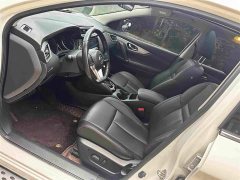 Nissan Qashqai 2.0L CVT XV Premium Luxury - ფოტო 5