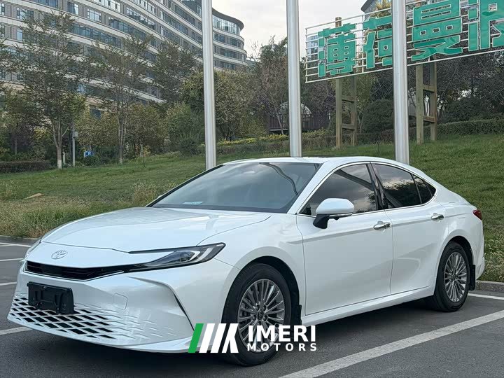 Toyota Camry Dual-Engine 2.0HGVP Luxury Edition - ავტომობილი ჩინეთიდან