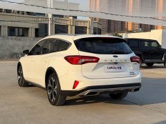 Ford Focus 2021 Estate EcoBoost 180 Automatic Hunting Tide Edition - ფოტო 6