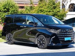 Toyota Alphard 2024 Hybrid 2.5L Premium Edition - ფოტო 3