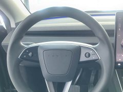 Tesla Model Y Rear-Wheel Drive - ფოტო 18
