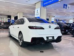 BMW 7 Series 740Li Premier Luxury Package - ფოტო 9
