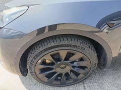 Tesla Model Y Rear-Wheel Drive - ფოტო 3