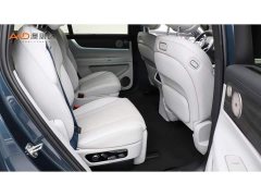 AITO M9 Extended Range Ultra 42kWh 6-Seater - ფოტო 8
