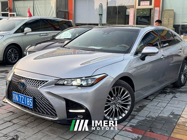Toyota Avalon 2.5L Touring Premium Sport Edition - ავტომობილი ჩინეთიდან