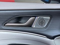 Denza D9 2022 DM-i 970 AWD Flagship - ფოტო 15