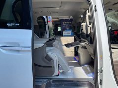 Denza D9 2022 DM-i 970 AWD Flagship - ფოტო 18