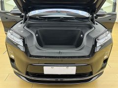NIO ES8 5-Seat Executive Signature Edition - ფოტო 19