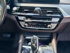 BMW 5 Series 530Li Premier M Sport Package - ფოტო 9