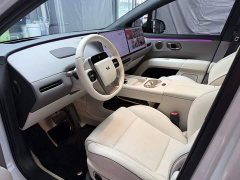 Li Auto i6 2025 Two-Wheel Drive Standard - ფოტო 6