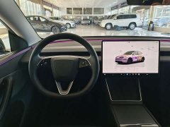 Tesla Model Y Rear-Wheel Drive - ფოტო 18