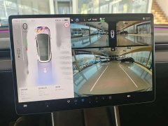 Tesla Model Y Rear-Wheel Drive - ფოტო 19