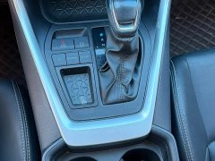 Toyota Venza 2.0L CVT FWD Luxury - ფოტო 7