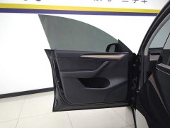 Tesla Model Y Standard Range RWD - ფოტო 7