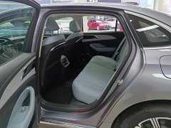 FAW Red Flag H5 PHEV 170 Super Hybrid Edition - ფოტო 11