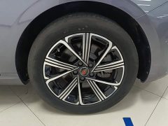 FAW Red Flag H5 PHEV 170 Super Hybrid Edition - ფოტო 6