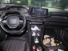 Peugeot 2008 2020 230THP Sharp Elegance Edition - ფოტო 12