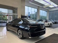 BMW 7 Series Facelift 740Li Luxury Edition Premium Package - ფოტო 8