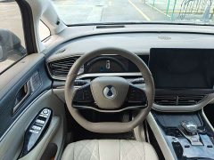 Denza D9 2022 DM-i 970 AWD Flagship - ფოტო 11