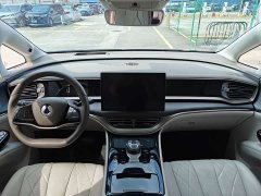 Denza D9 2022 DM-i 970 AWD Flagship - ფოტო 18