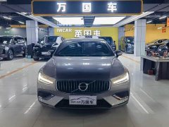 Volvo S60 2022 B4 Intelligent Remote Luxury Edition - ფოტო 1