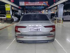 Volvo S60 2022 B4 Intelligent Remote Luxury Edition - ფოტო 4