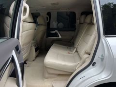 Toyota Land Cruiser (Imported) 5.7L Middle East version - ფოტო 8