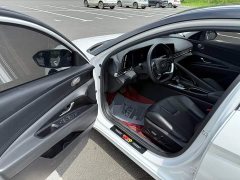 Hyundai Elantra 1.5L CVT TOP Premier Edition - ფოტო 2