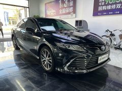 Toyota Camry Hybrid Luxury - ფოტო 3
