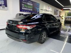 Toyota Camry Hybrid Luxury - ფოტო 9