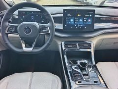 BYD Qin PLUS Glory Edition DM-i 55KM Leading - ფოტო 5