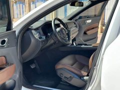 Volvo XC60 B5 AWD Smart Luxury Edition - ფოტო 4