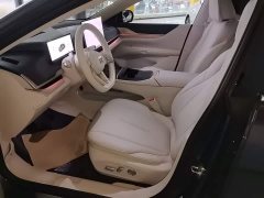 Buick Zhijing L7 Extended Range Avvia - ფოტო 15