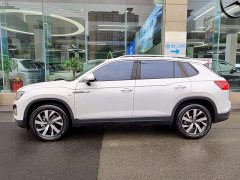 Volkswagen Taos 330TSI FWD Luxury Smart Connect Edition - ფოტო 3