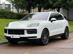 Porsche Cayenne New Energy Cayenne E-Hybrid 2.0T - ფოტო 1