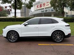 Porsche Cayenne New Energy Cayenne E-Hybrid 2.0T - ფოტო 3