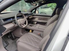 NIO ES8 2026 Six-Seat Executive Luxury Edition - ფოტო 7