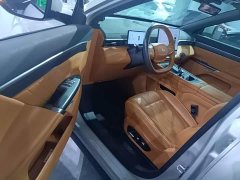 Dongfeng eπ 008 636 Ultra EV 5-Seat - ფოტო 12