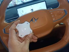 Dongfeng eπ 008 636 Ultra EV 5-Seat - ფოტო 17