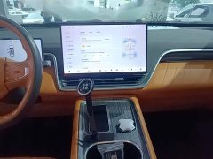 Dongfeng eπ 008 636 Ultra EV 5-Seat - ფოტო 9