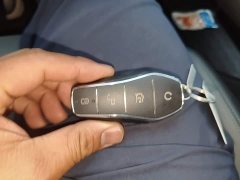BYD Qin L DM-i 120KM Leading Edition - ფოტო 17