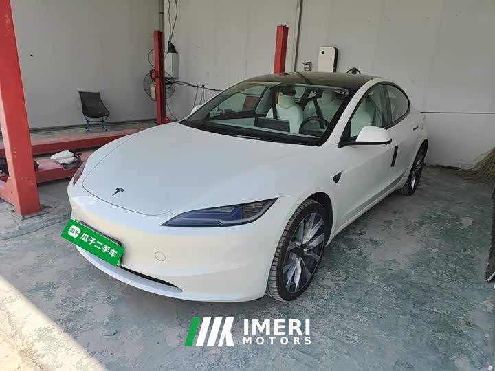 Tesla Model 3 Rear-Wheel Drive