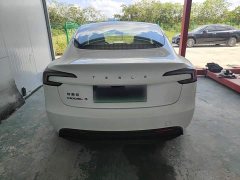 Tesla Model 3 Rear-Wheel Drive - ფოტო 6